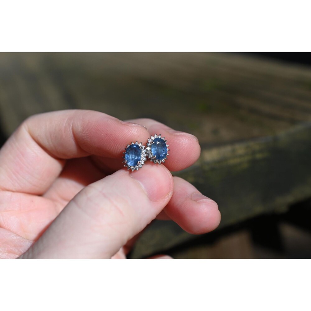 sapphire earrings, blue sapphire stud earrings, natural sapphire studs with butt - Picture 9 of 10
